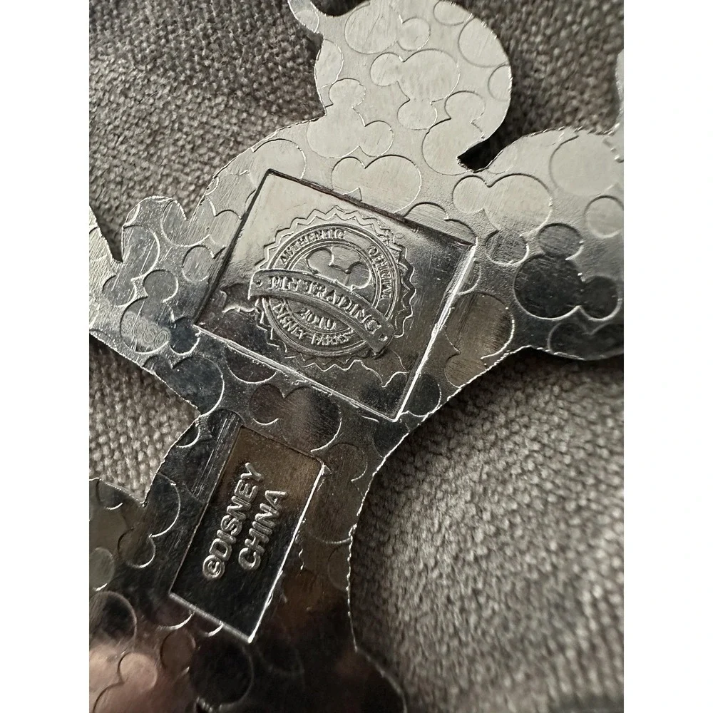 Disney Parks Mickey Mouse Pin Trading 2010 Lanyard Medal Dangle Set‎ Blue Stars